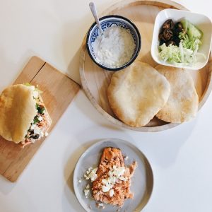 pita-tzatziki-truite-marcel-à-table-alsace